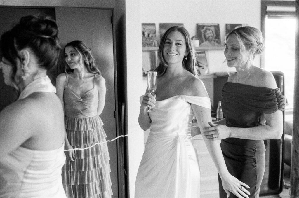 Bridesmaid Tips From a Photographer 